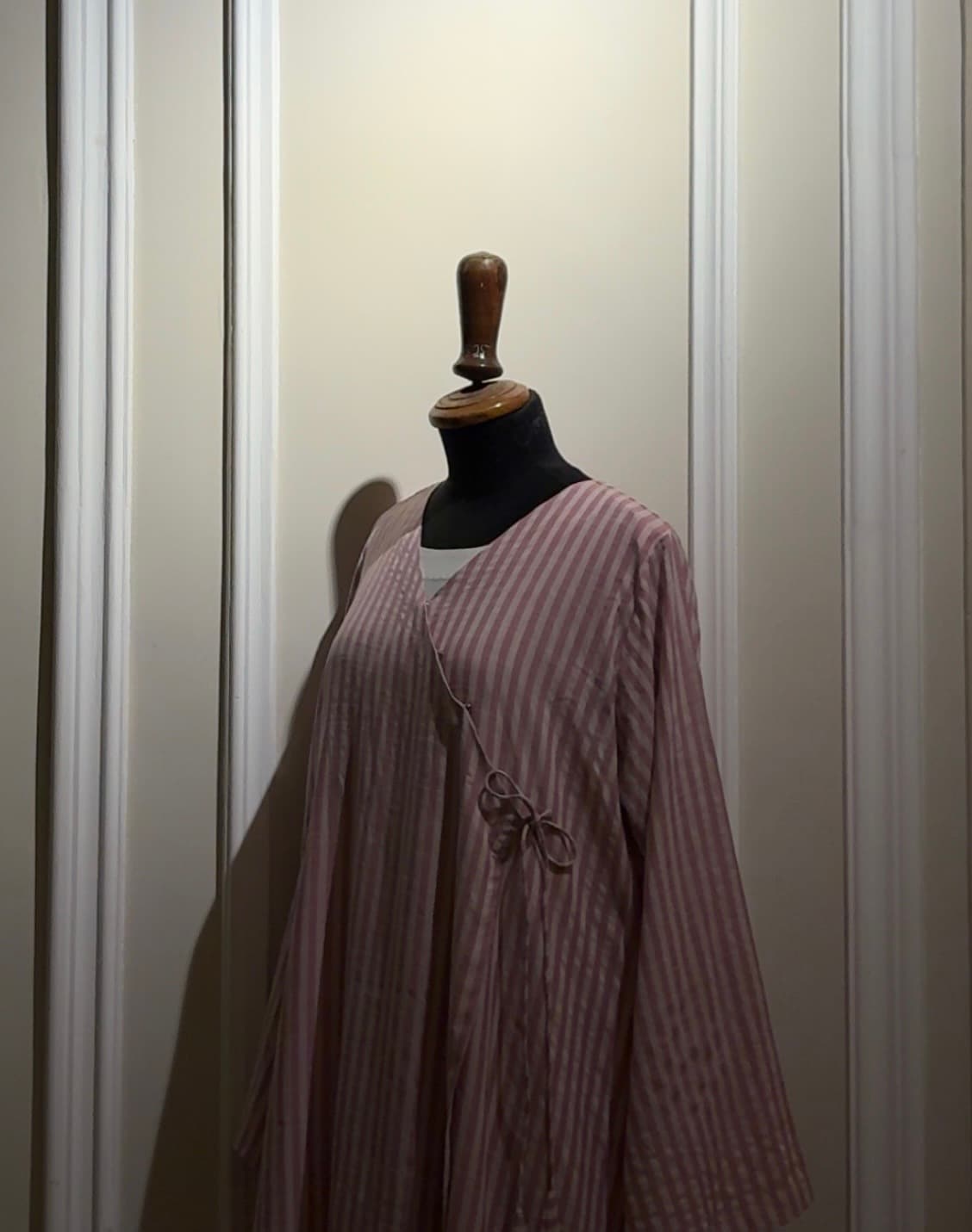 About Ela Nur